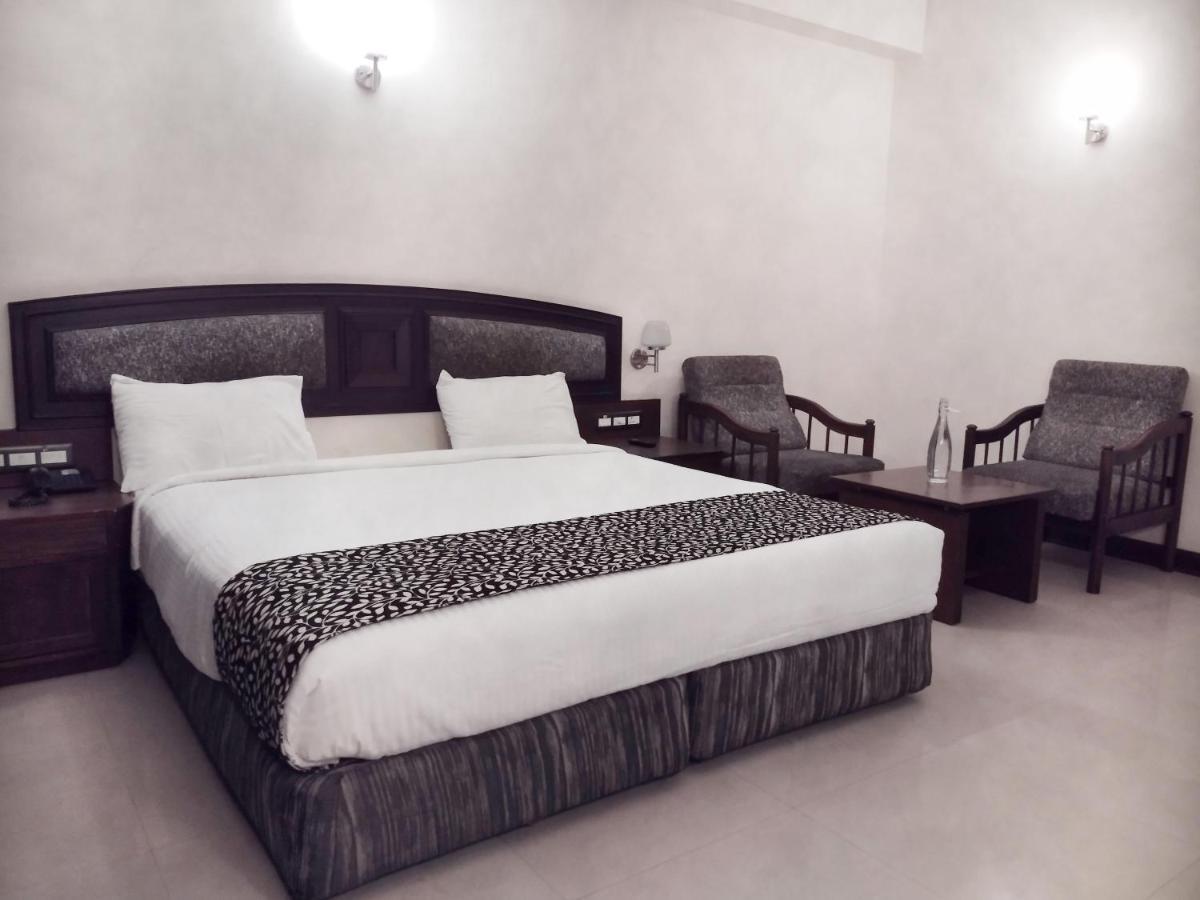 Hotel Elite Palazzo Kochi Екстер'єр фото